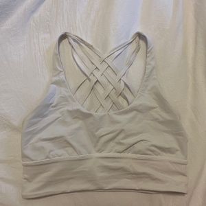 Lululemon Free to be Sports Bra